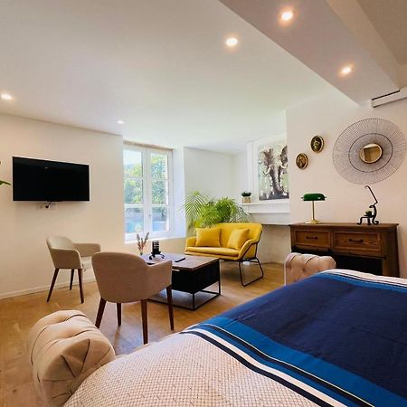 The Balzacienne Room In A Charming Mansion At The Gates Of Tours Saint-Avertin Exterior foto